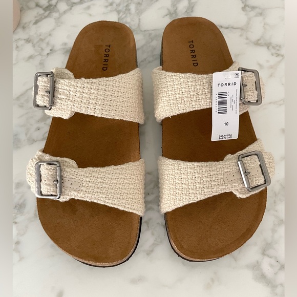 Sold out - Picture 1 of 7